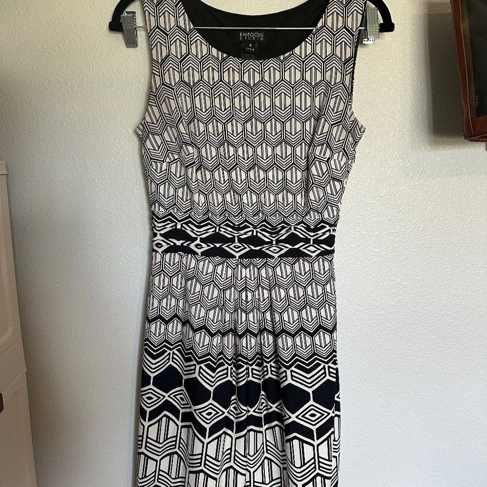 en focus studio dress